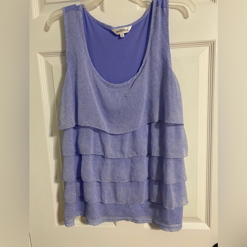sleeveless top XL